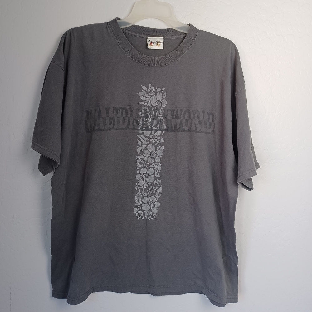 Disney World Men's Shirt Color Gray
